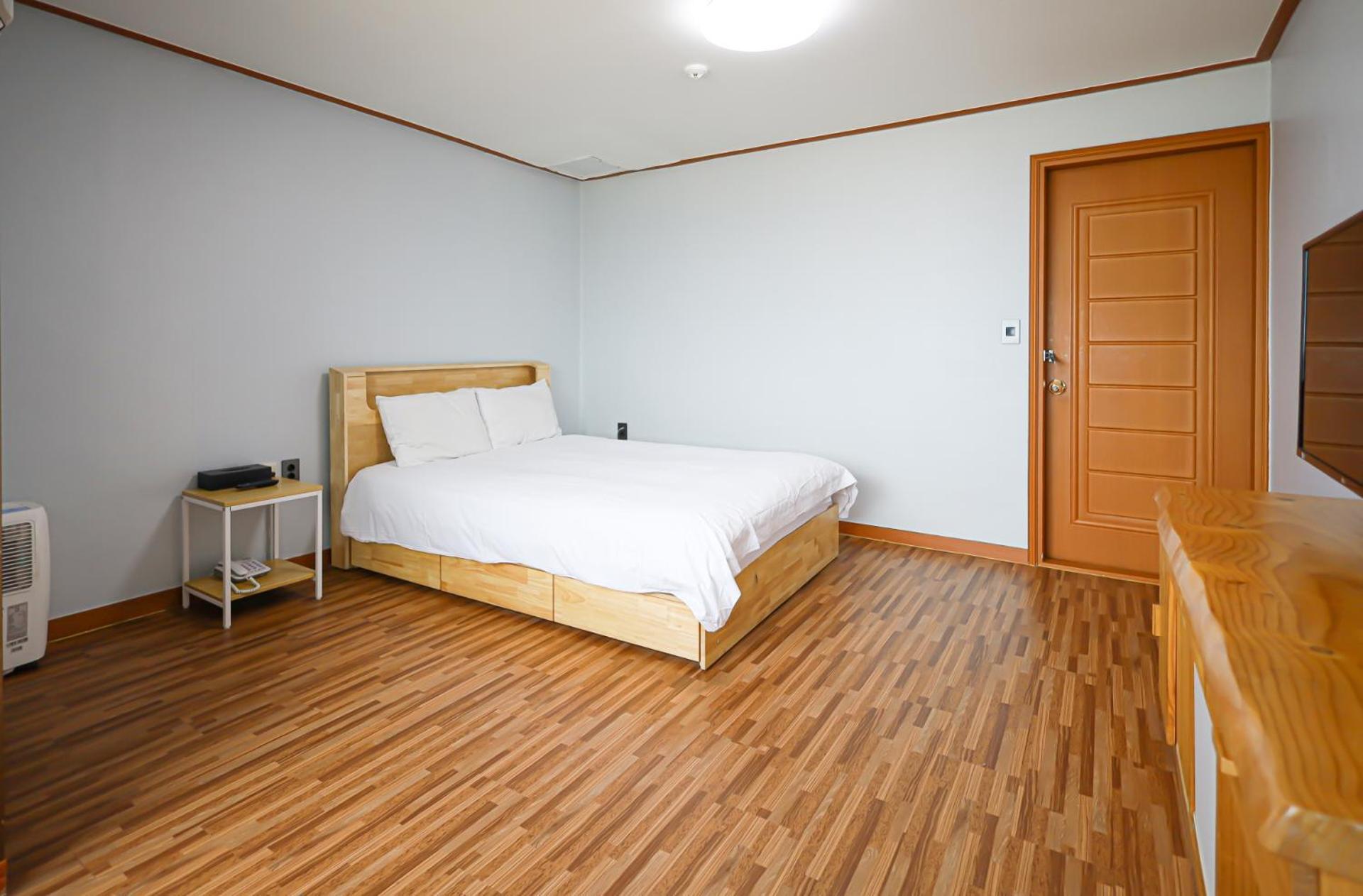 Fantastic Ocean View Sydney Hotel Jeju Exterior photo
