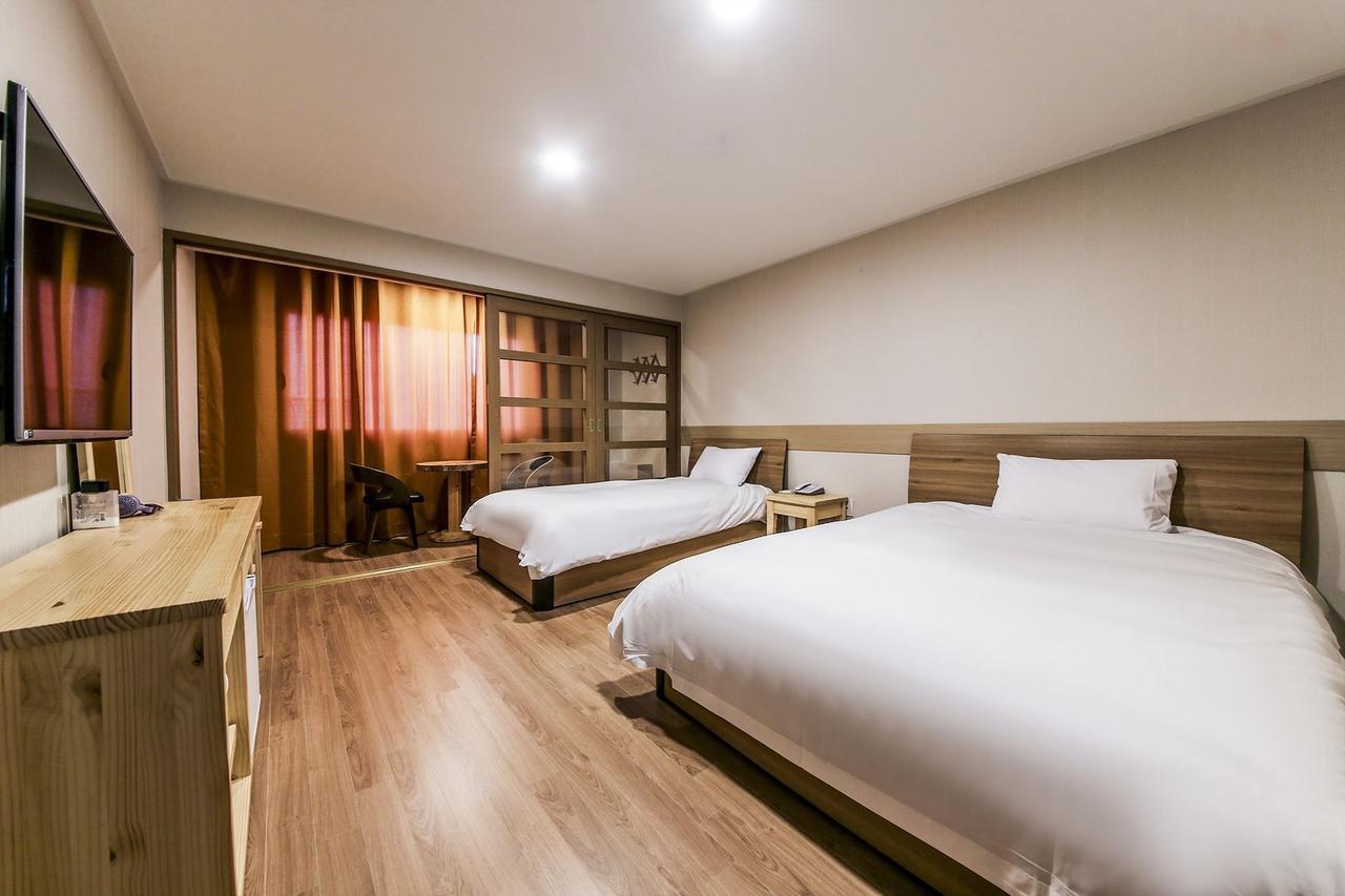 Fantastic Ocean View Sydney Hotel Jeju Exterior photo