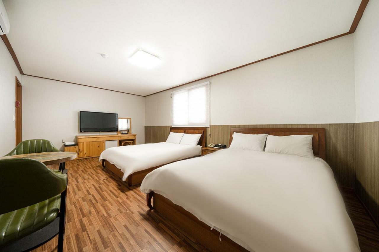 Fantastic Ocean View Sydney Hotel Jeju Exterior photo